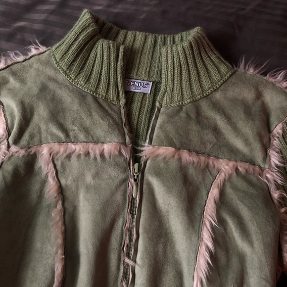 SOLD‼️‼️ Fairy grunge y2k furry knit green jacket - Picture 2 of 4